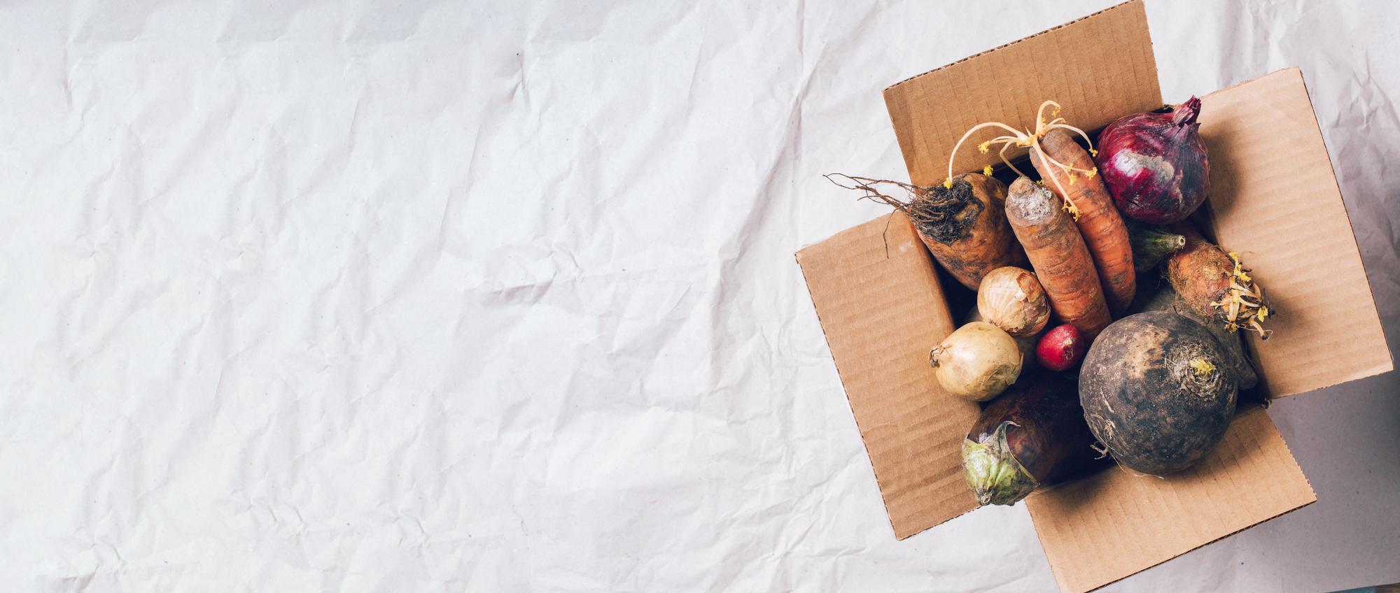 seasonal vegetable package in kraft box